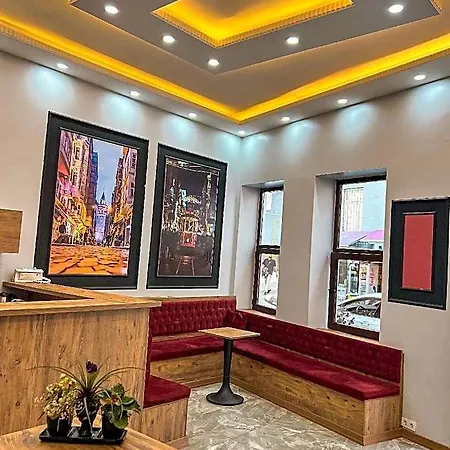 מלון Eymen Palace